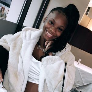 Meet your Posher, Lyric